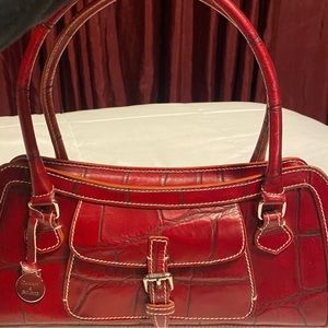 Dooney & Bourke MADE IN ITALY. Red vintage shoulder bag.